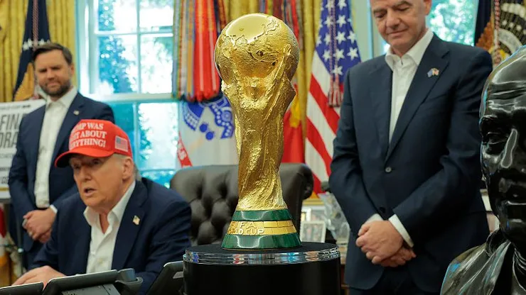 Taça da Copa do Mundo nos EUA. Foto: Chip Somodevilla/Getty Images