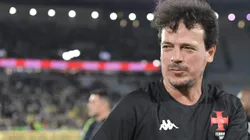 RJ - RIO DE JANEIRO - 20/10/2025 - BRASILEIRO A 2025, VASCO X FLUMINENSE - Fernando Diniz tecnico do Vasco durante partida contra o Fluminense no estadio Maracana pelo campeonato Brasileiro A 2025. Foto: Thiago Ribeiro/AGIF