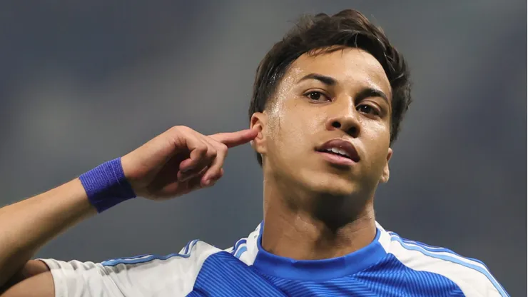 Aston Villa vem à Arena do Grêmio logo mais para acompanhar Kaio Jorge (foto) e Alysson, esse último do Grêmio