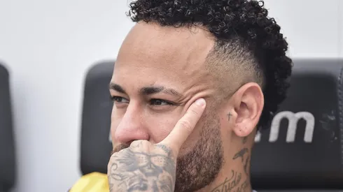 Neymar, atacante do Santos em partida pelo campeonato brasileiro (Foto: Mauro Horita/Getty Images)