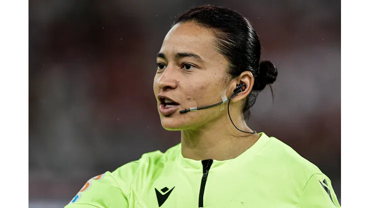 Edina Alves, árbitra de Bragantino x Corinthians