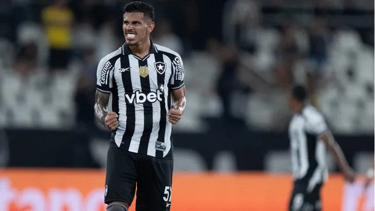 Botafogo de David Ricardo dominou o Vasco no Nílton Santos