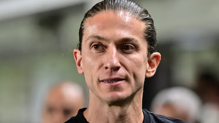 Filipe Luís técnico do Flamengo durante partida contra o São Paulo - Foto: Jota Erre/AGIF
