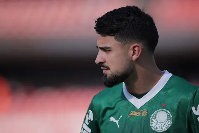 Flaco Lopez jogador do Palmeiras durante partida contra o Sao Paulo no estadio Morumbi pelo campeonato Brasileiro A 2025. Foto: Ettore Chiereguini/AGIF