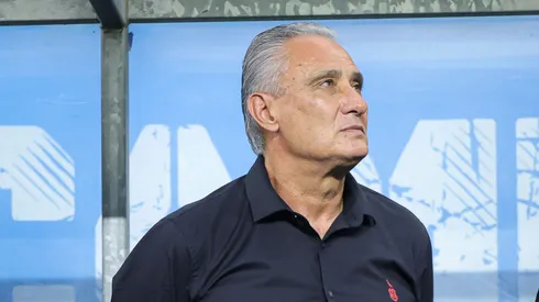 RS - PORTO ALEGRE - 22/09/2024 - BRASILEIRO A 2024, GREMIO X FLAMENGO - Tite tecnico do Flamengo durante partida contra o Gremio no estadio Arena do Gremio pelo campeonato Brasileiro A 2024. Foto: Maxi Franzoi/AGIF