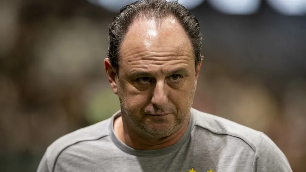 Rogério Ceni reclamou pós-jogo - Foto: Fernando Moreno/AGIF.