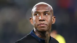 Anderson Talisca durante jogo do Fenerbahçe.