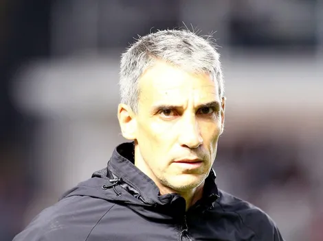 Vojvoda barra Billal Brahimi dos relacionados do Santos