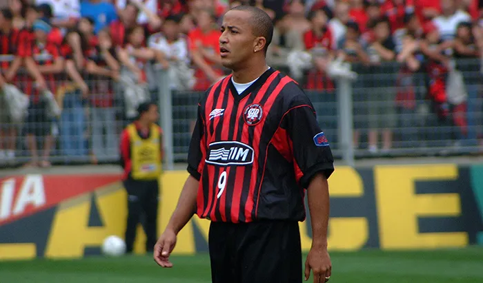 Alex Mineiro é ídolo no Athletico-PR. Foto: Sergio Sade/Athletico-PR