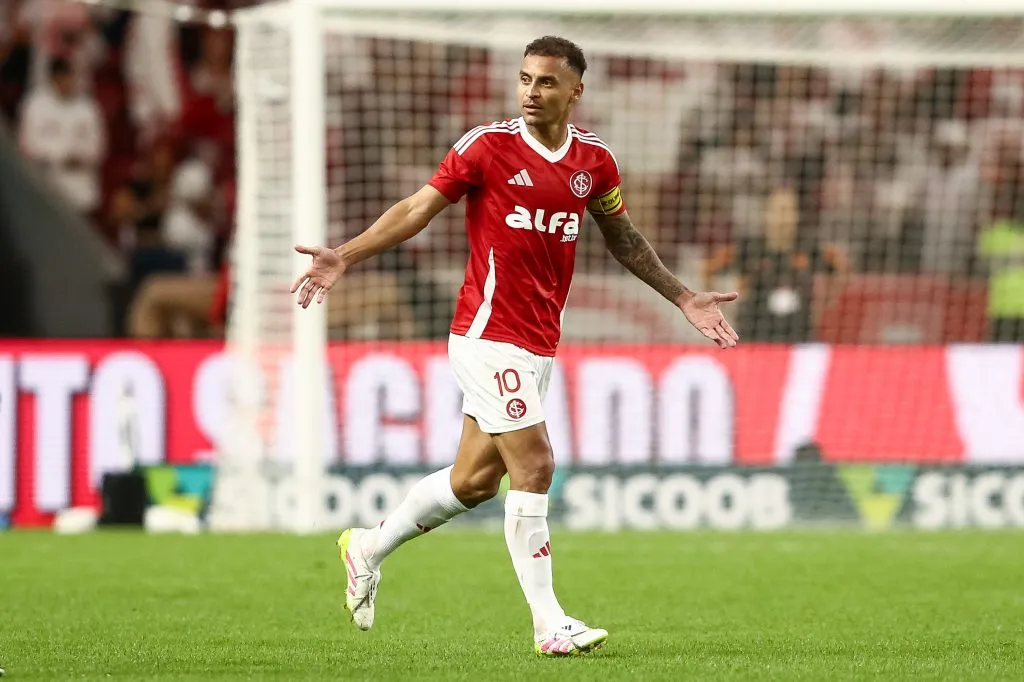 Alan Patrick chegou a estar na lista de pré-convocados de Ancelotti. Foto: Pedro H. Tesch/Getty Images