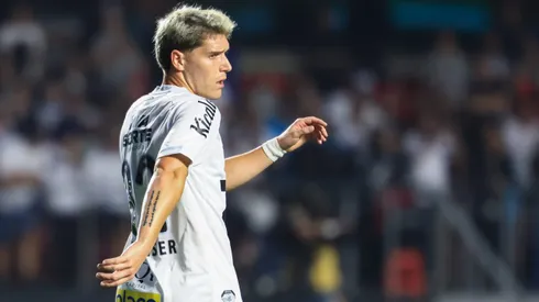 SP - SAO PAULO - 17/08/2025 - BRASILEIRO A 2025, SANTOS X VASCO - Benjamin Rollheiser jogador do Santos durante partida contra o Vasco no estadio Morumbi pelo campeonato Brasileiro A 2025. Foto: Marcello Zambrana/AGIF