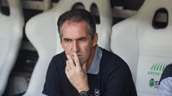 Léo Condé durante partida contra o Fluminense