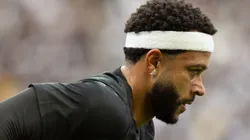 SP - SAO PAULO - 02/11/2025 - BRASILEIRO A 2025, CORINTHIANS X GREMIO - Memphis Depay jogador do Corinthians durante aquecimento antes da partida contra o Gremio no estadio Arena Corinthians pelo campeonato Brasileiro A 2025. Foto: Joisel Amaral/AGIF