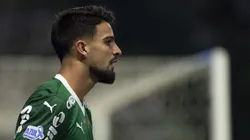 Flaco tentou de todas as formas, mas terminou clássico contra o Santos sem gol
