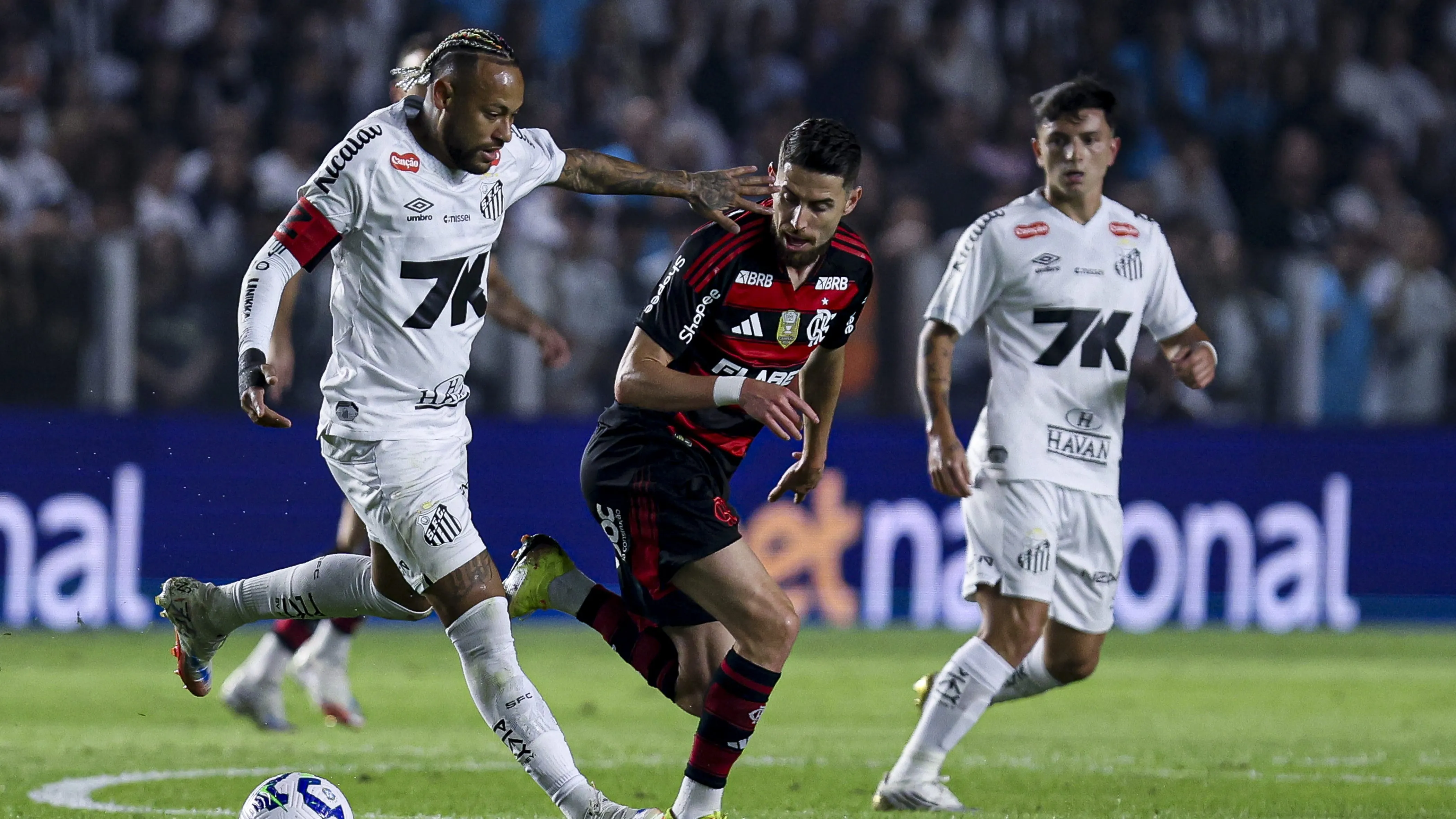 Santos venceu o Flamengo no primeiro turno. Foto: Ricardo Moreira/Getty Images