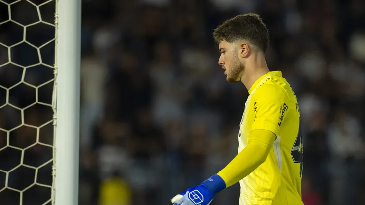 Felipe Longo foi o goleiro na partida contra o Bragantino. Foto: Anderson Romão/AGIF