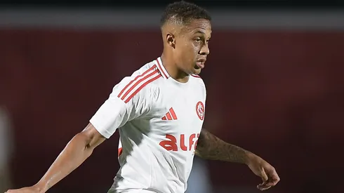 Internacional de Vitinho vem de derrota para o Vitória em Salvador