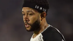 Memphis Depay pode virar desfalque do Corinthians contra o São Paulo.