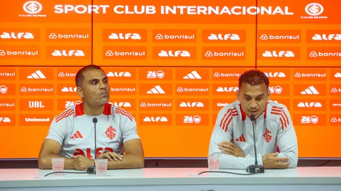 Mercado e Alan Patrick convocaram a torcida do Inter. Foto: Ricardo Duarte/Internacional