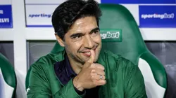 Abel Ferreira durante a partida entre Palmeiras x Santos - Foto: Fabio Giannelli/AGIF