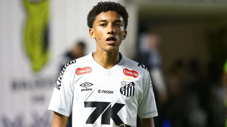 Robinho Jr. vem evoluindo e busca protagonismo no Santos - Foto: Mauricio De Souza/AGIF