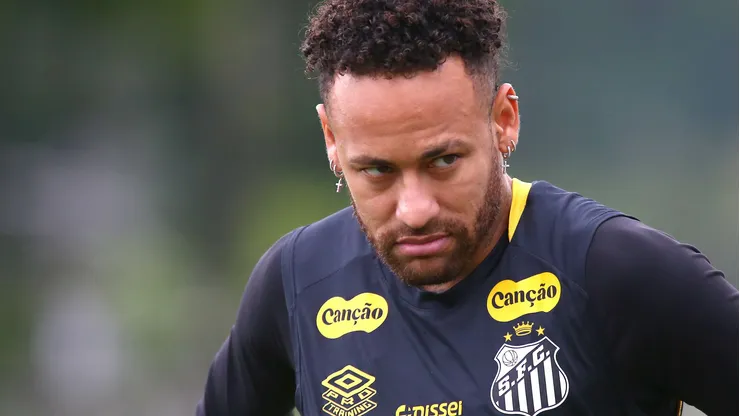 SP - SANTOS - 31/10/2025 - SANTOS, TREINO - Neymar jogador do Santos durante treino no Centro de Treinamento CT Rei Pele. Foto: Mauricio De Souza/AGIF