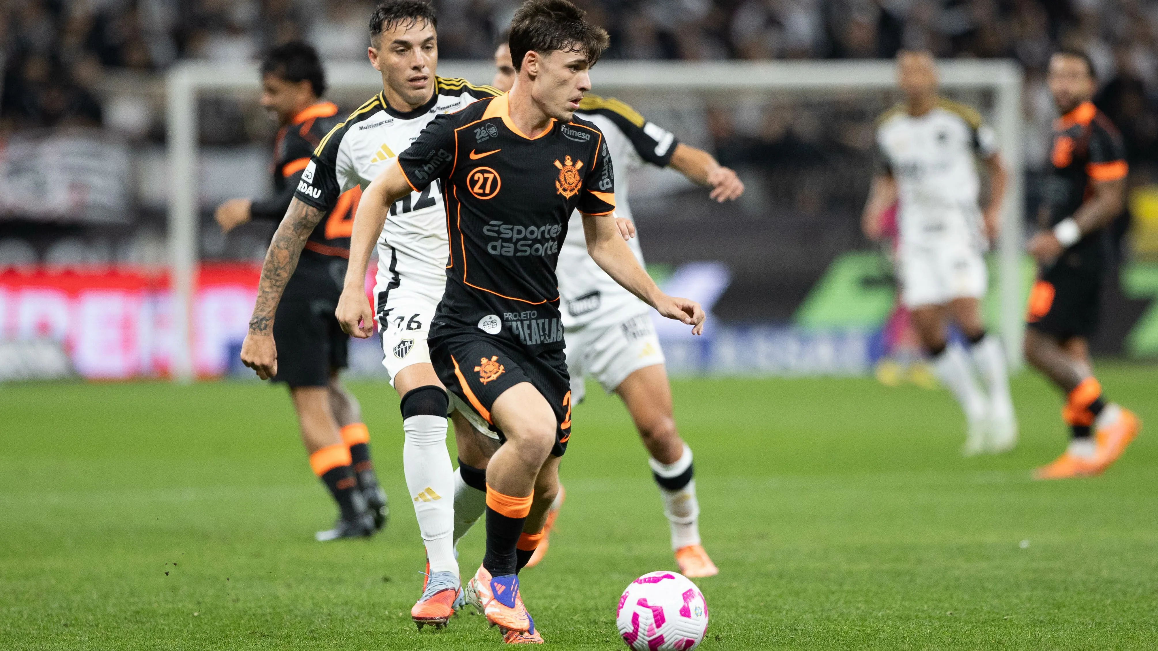 Breno Bidon durante partida na Neo Química Arena. Foto: Joisel Amaral/AGIF