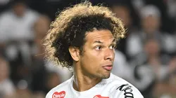 Willian Arão em ação pelo Santos - Foto: Jota Erre/AGIF
