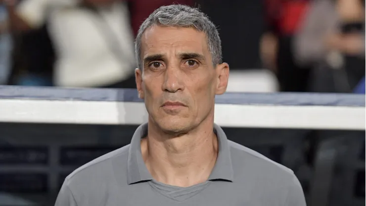 Juan Pablo Vojvoda técnico do Santos durante partida contra o Flamengo - Foto: Thiago Ribeiro/AGIF