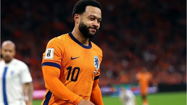 Memphis Depay, do Corinthians, em ação pela Holanda. Foto: Dean Mouhtaropoulos/Getty Images