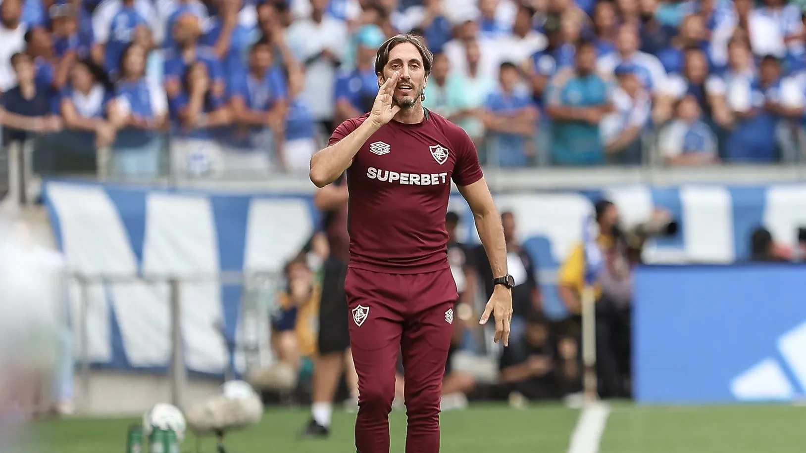 Zubeldía em ação no Mineirão – FOTO: LUCAS MERÇON / FLUMINENSE F.C.