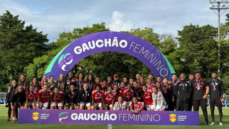 Time feminino do Internacional pelo Gaúcho Feminino