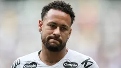Neymar não vive bom momento no Santos em 2025 - Foto: Gilson Lobo/AGIF