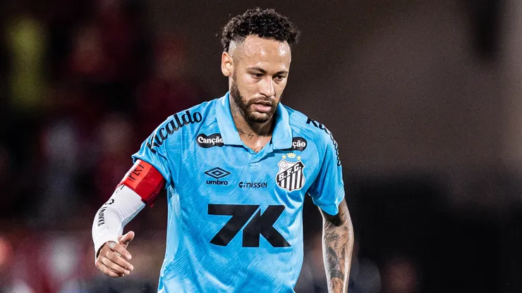 Neymar teve atuação apagada na derrota para o Flamengo