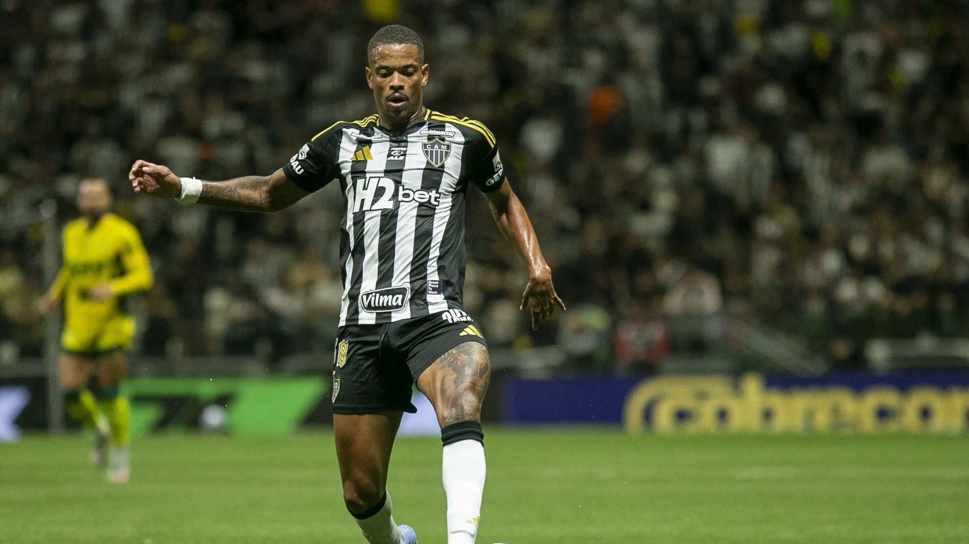 Caio no Atlético. Foto: Fernando Moreno/AGIF