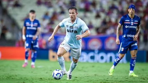 Arthur foi exaltado por Rafael Sobis