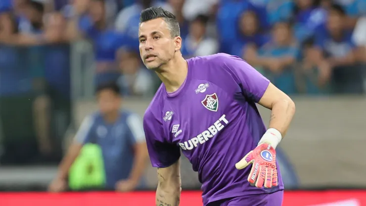 Fábio goleiro do Fluminense durante partida contra o Cruzeiro no estadio Mineirao pelo campeonato Brasileiro A 2025. Foto: Gilson Lobo/AGIF