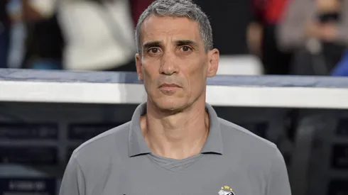 Juan Pablo Vojvoda durante Flamengo x Santos no Maracanã - Foto: Thiago Ribeiro/AGIF