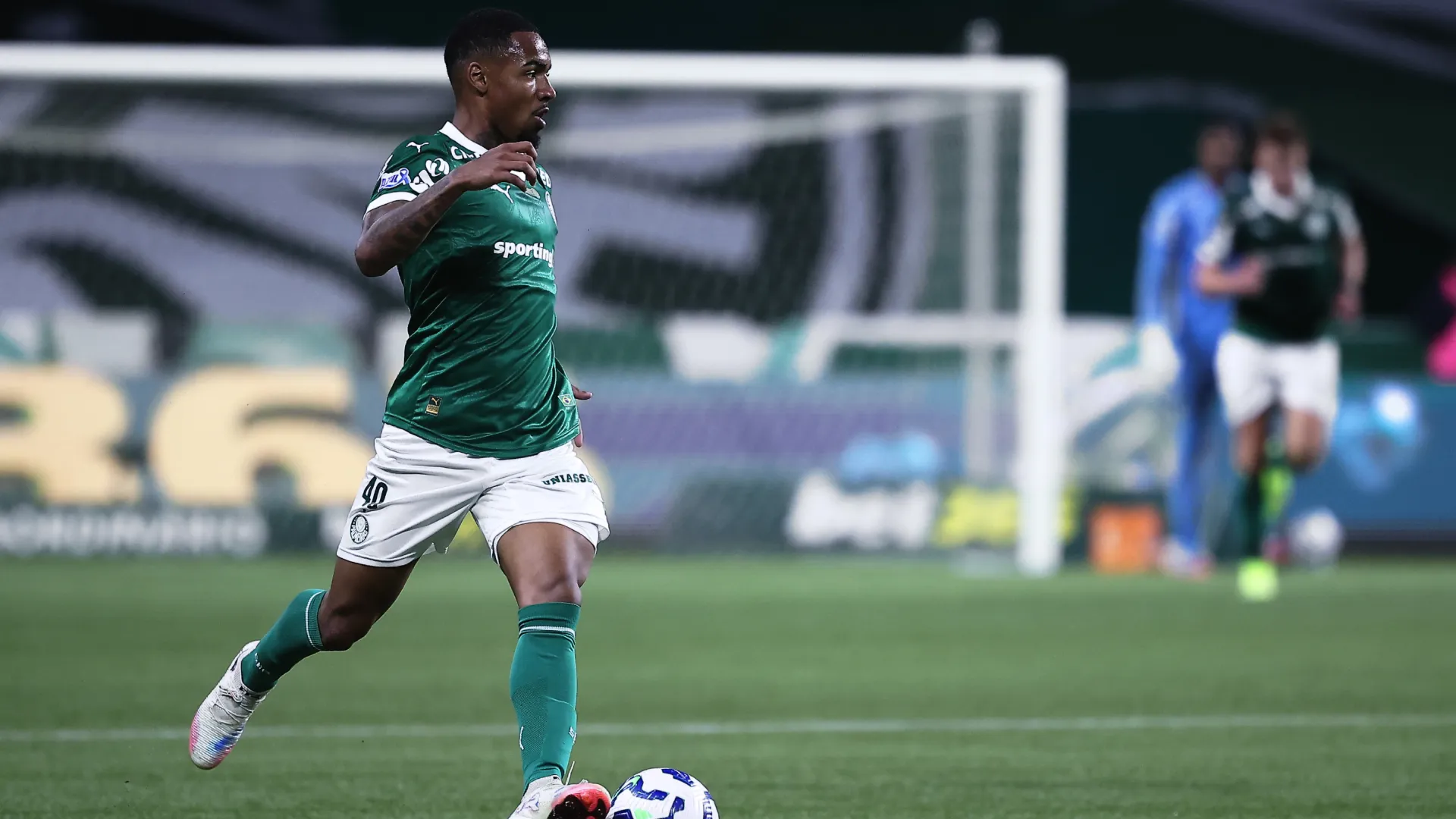 Allan irá desfalcar o Palmeiras contra o Santos – Foto: Ettore Chiereguini/AGIF