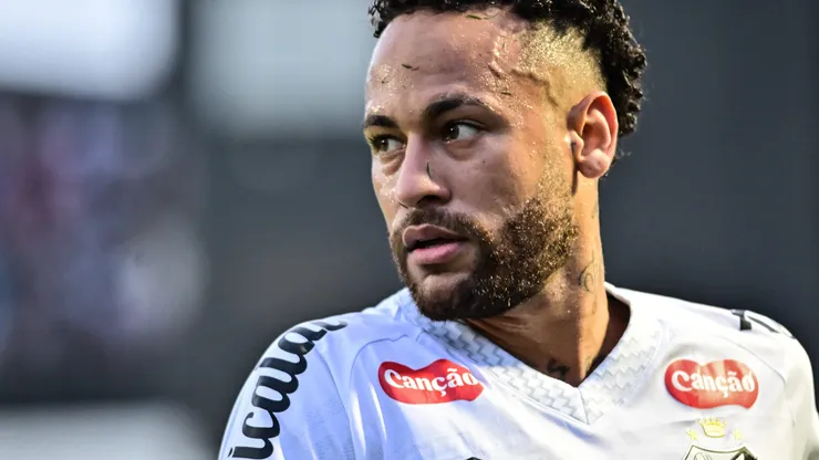 Santos tem rendimento defensivo melhor quando Neymar não está em campo.