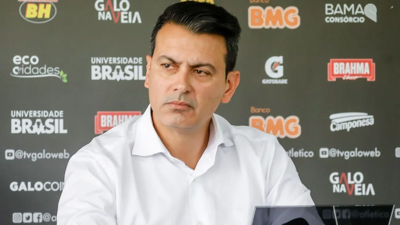 Rui Costa trabalhou no Grêmio entre 2013 e 2016, pavimentando caminho para o tri da Libertadores – Foto: Bruno Cantini/CAM