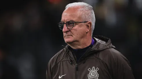 Dorival Júnior em ação pelo Corinthians. Foto: Ettore Chiereguini/AGIF