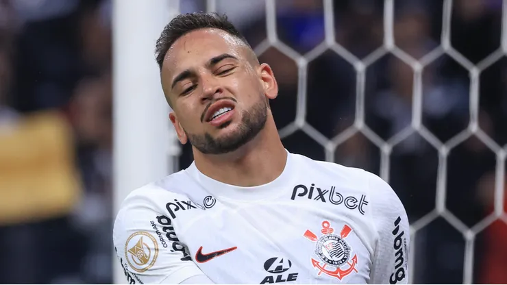 Maycon foi incluído pelos torcedores do Timão.
