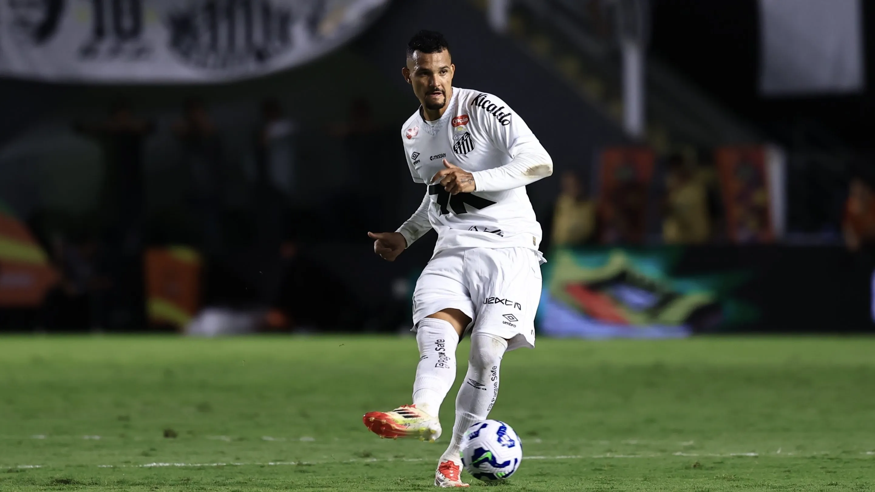 Zé Ivaldo resolveu a polêmica com Neymar nos bastidores – Foto: Marcello Zambrana/AGIF