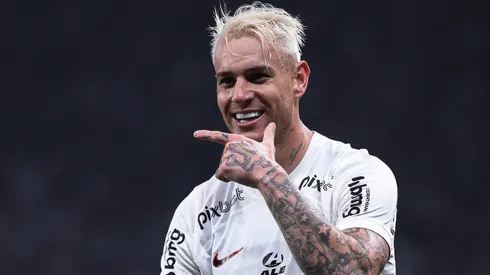 Róger Guedes já teve passagem pelo Palmeiras.