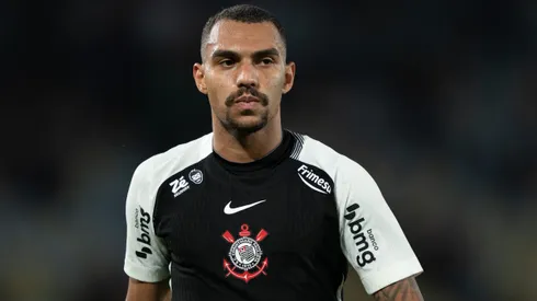 Matheuzinho jogador do Corinthians durante partida contra o Fluminense no estadio Maracana pelo campeonato Brasileiro A 2025. Foto: Jorge Rodrigues/AGIF