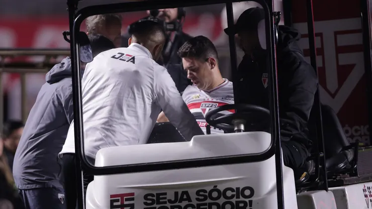 SP - SAO PAULO - 19/07/2025 - BRASILEIRO A 2025, SAO PAULO X CORINTHIANS - Oscar jogador do Sao Paulo durante partida contra o Corinthians no estadio Morumbi pelo campeonato Brasileiro A 2025. Foto: Ettore Chiereguini/AGIF