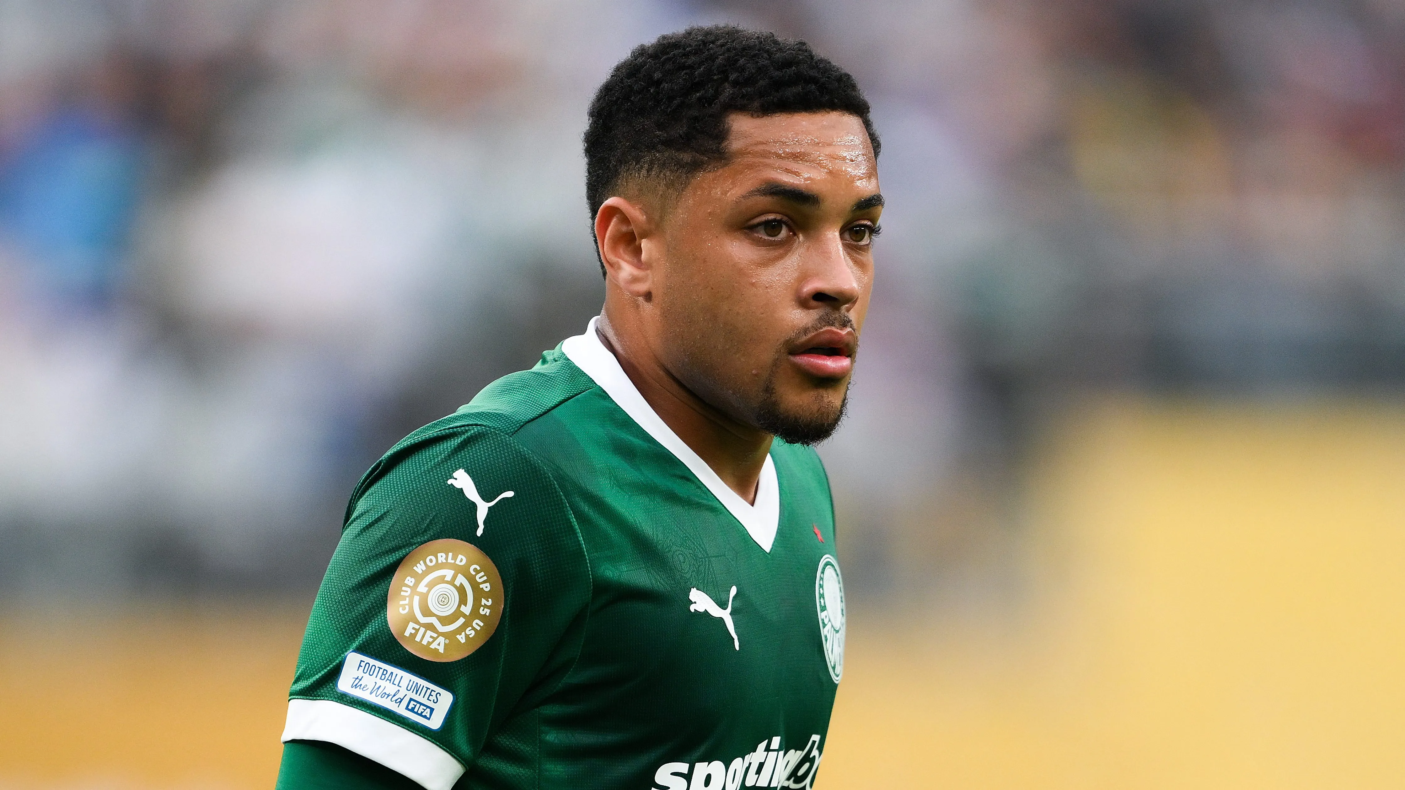 Vitor Roque é um dos jogadores que vão desfalcar Palmeiras contra o Santos na Data FIFA – Foto: Getty Images