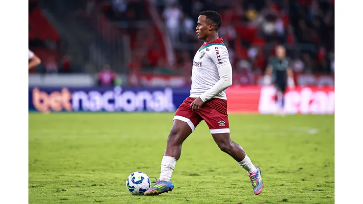 RS - PORTO ALEGRE - 01/06/2025 - BRASILEIRO A 2025, INTERNACIONAL X FLUMINENSE - John Arias jogador do Fluminense durante partida contra o Internacional no estadio Beira-Rio pelo campeonato Brasileiro A 2025. Foto: Maxi Franzoi/AGIF