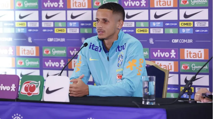 Luciano Juba em coletiva. Foto: Rafael Ribeiro/CBF